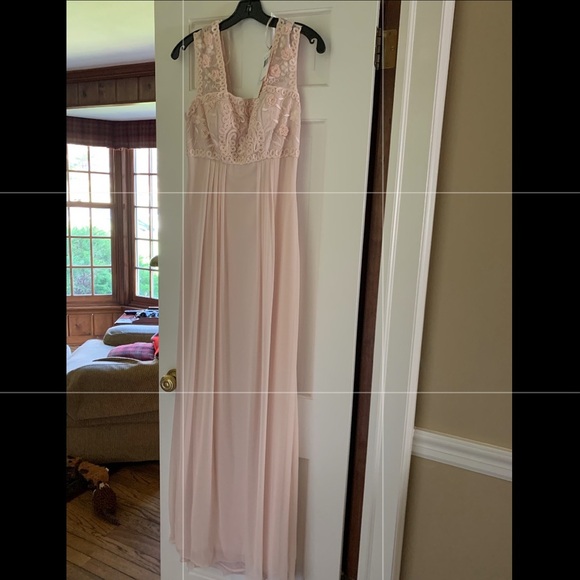 NWT Bloomingdales Maxi Size 6 in Blush - Picture 4 of 4